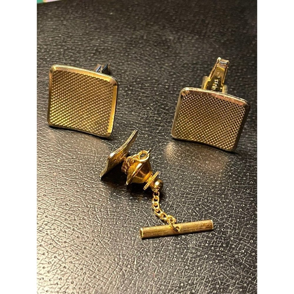 Vintage Sarah Coventry Cuff Links Tie Tack Goldtone Textured Squares